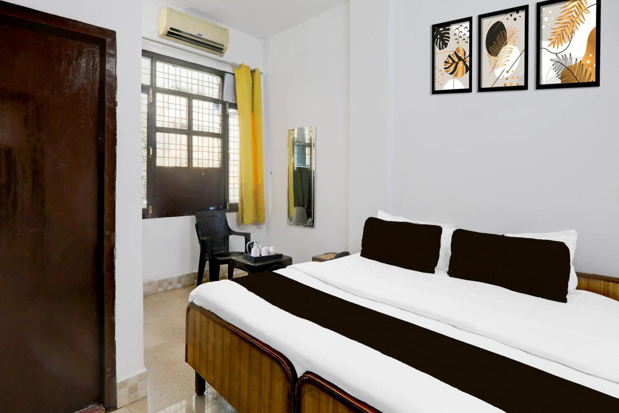 Super Hotel O Insaf Nagar Munshipuliya Formerly Vibrant Chinhat 外观 照片
