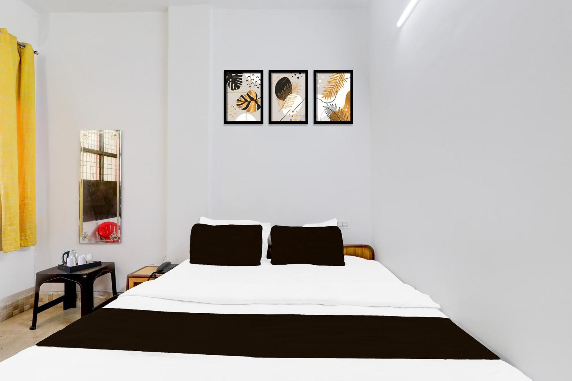 Super Hotel O Insaf Nagar Munshipuliya Formerly Vibrant Chinhat 外观 照片