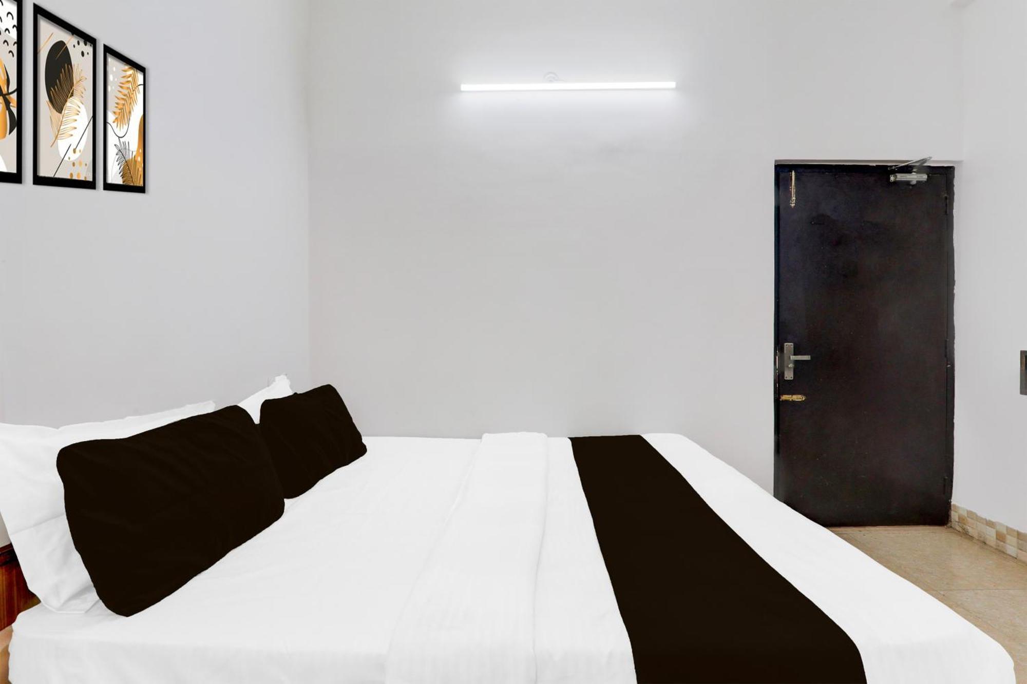 Super Hotel O Insaf Nagar Munshipuliya Formerly Vibrant Chinhat 外观 照片