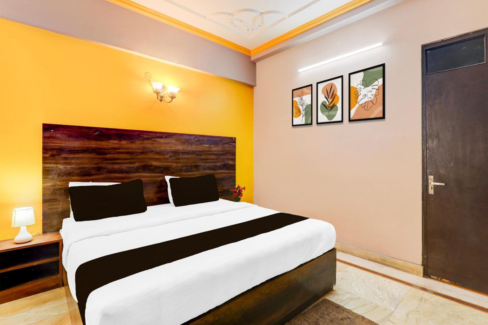 Super Hotel O Insaf Nagar Munshipuliya Formerly Vibrant Chinhat 外观 照片